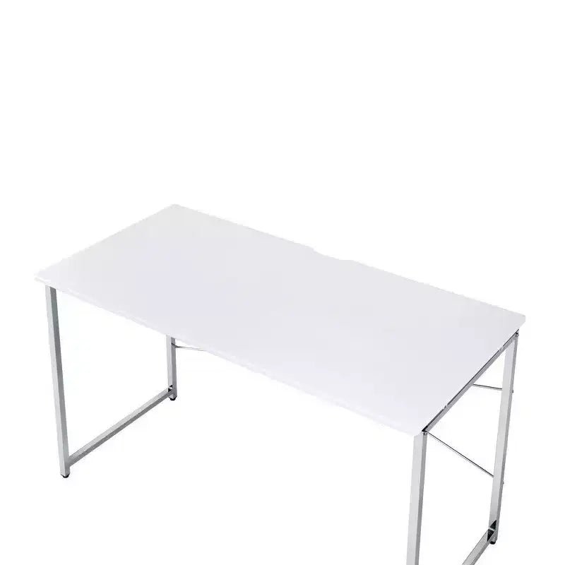 Scrivania Royal Hampton con gambe incrociate a X e finitura cromata, bianca