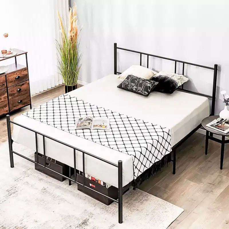 Struttura letto a piattaforma in acciaio matrimoniale Costway con testiera e rete robusta