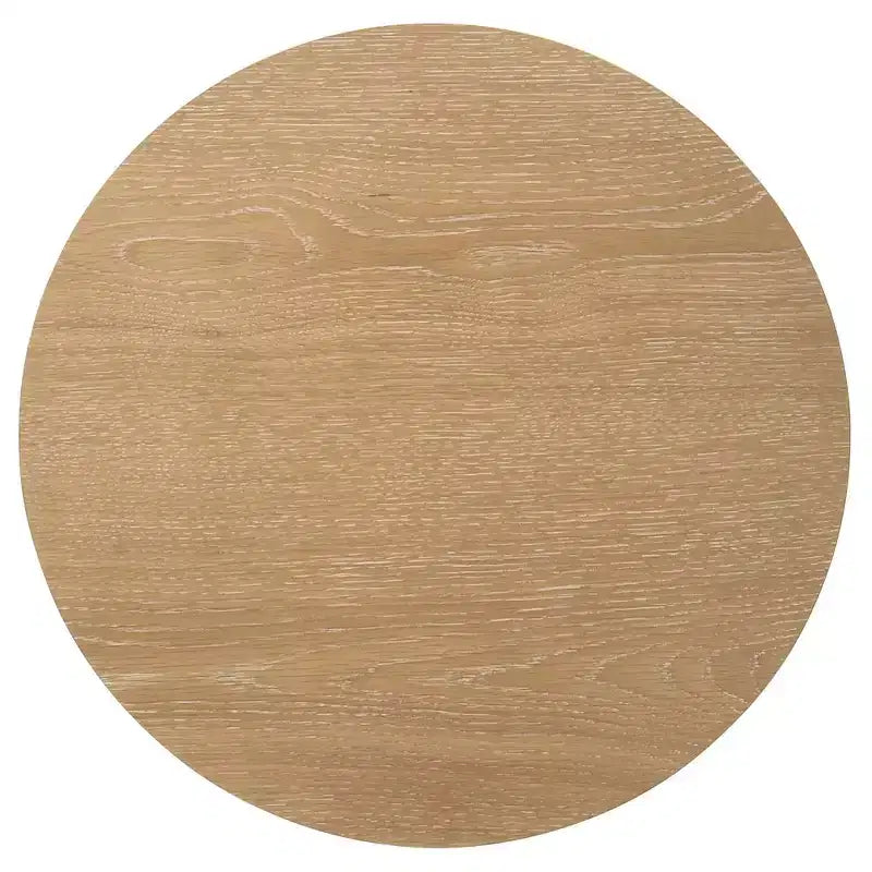 Set di 2 tavolini rotondi in legno con ripiani aperti e gambe cilindriche, finitura rovere