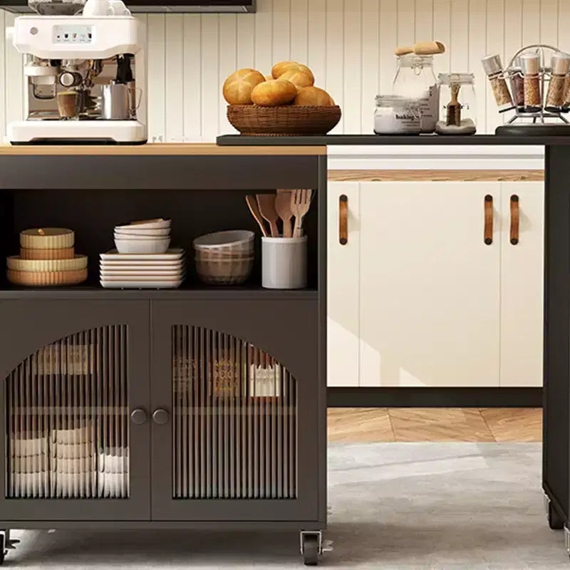 Isola da Cucina su Ruote con Tavolo Estensibile, Carrello Contenitore con Ruote in MDF, 2 Ante in Vetro Scanalato, 3 Ripiani Aperti, Nero